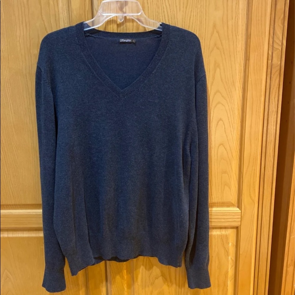 J. McLaughlin Gray V-Neck Sweater Size Large